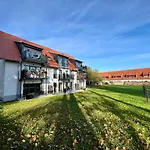 Bertchen - Barrierefrei Mit Suedterrasse Und Carport In Ruhiger Altstadtlage Von Apartamento