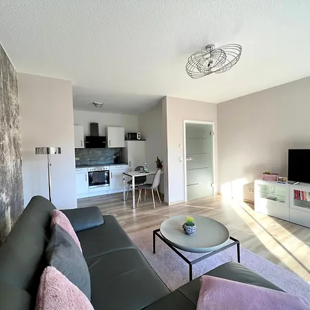 Bertchen - Barrierefrei Mit Suedterrasse Und Carport In Ruhiger Altstadtlage Von شقة *