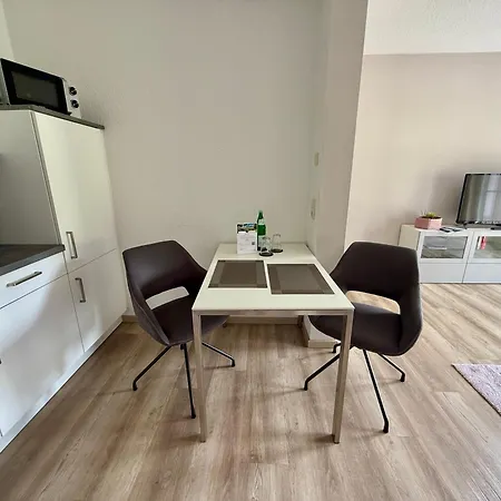 Bertchen - Barrierefrei Mit Suedterrasse Und Carport In Ruhiger Altstadtlage Von * بالنشتيت