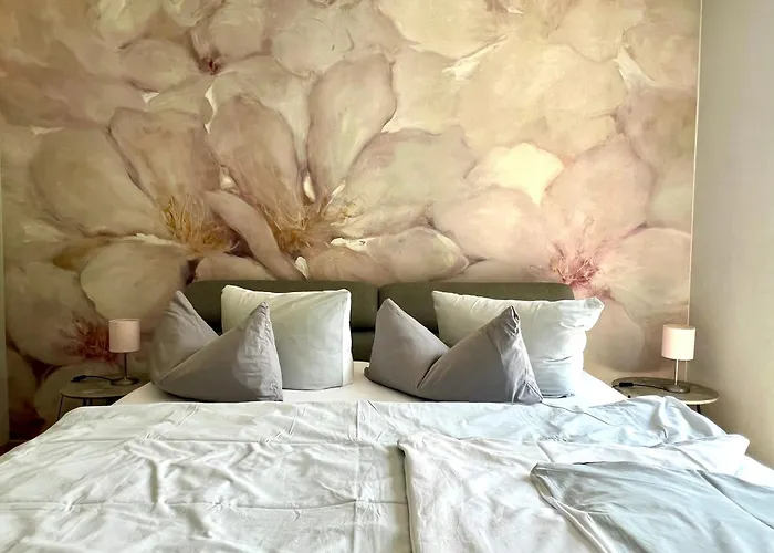 Bertchen - Barrierefrei Mit Suedterrasse Und Carport In Ruhiger Altstadtlage Von * 발렌슈테트